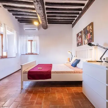 Fabbrica & Twowheeler Lovers Holiday home *